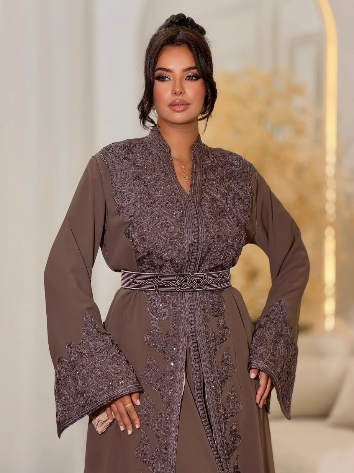 Takchita Wijdane marrone – Abito marocchino da cerimonia in due pezzi