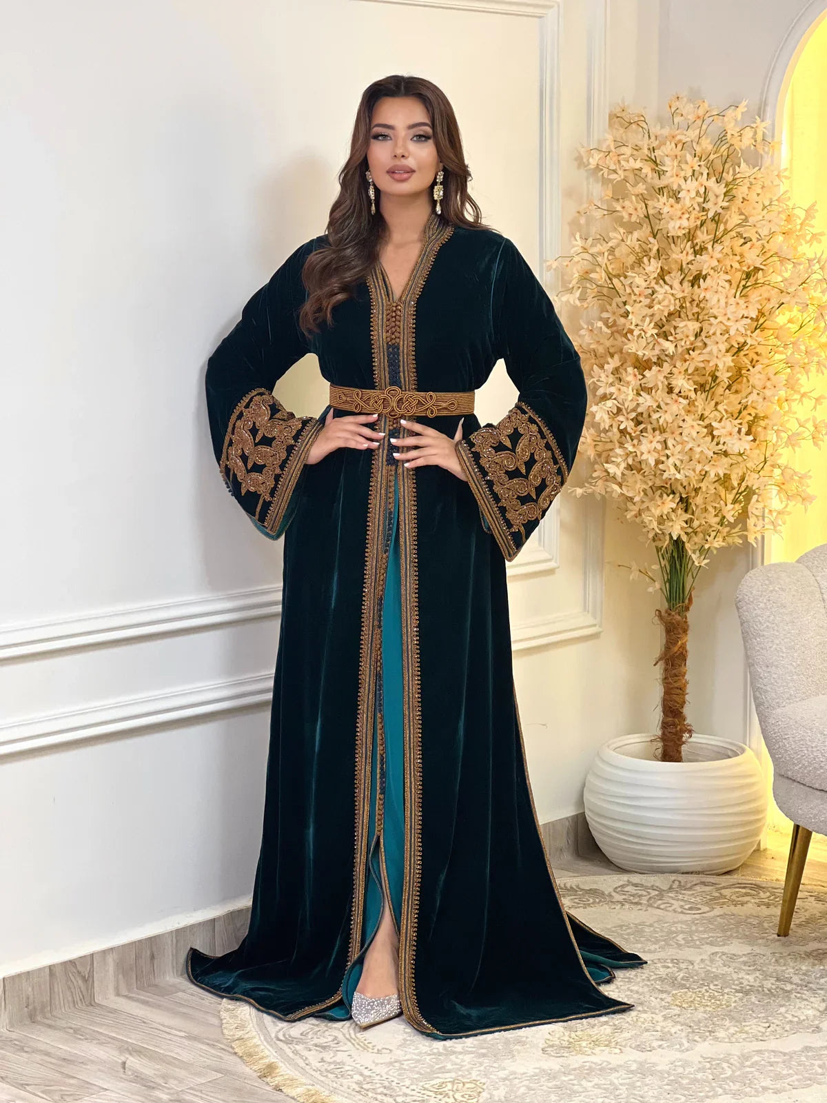 How to Choose a Moroccan Kaftan for a Wedding – KAFTANOZA