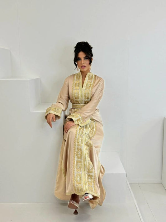 Caftano Darine Beige – Abito Marocchino Fatto a Mano – vista del prodotto 2