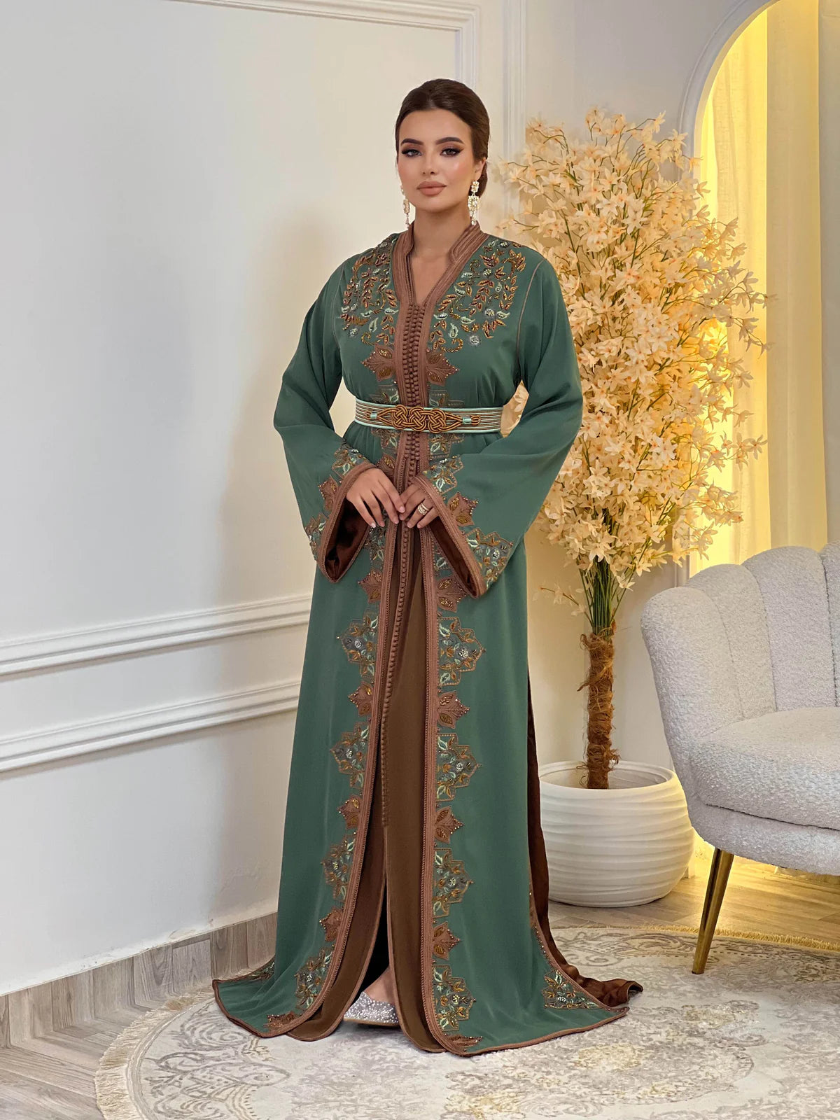 Takchita Keltoum Verde – Abito da Cerimonia Marocchino in Due Pezzi – vista del prodotto 2