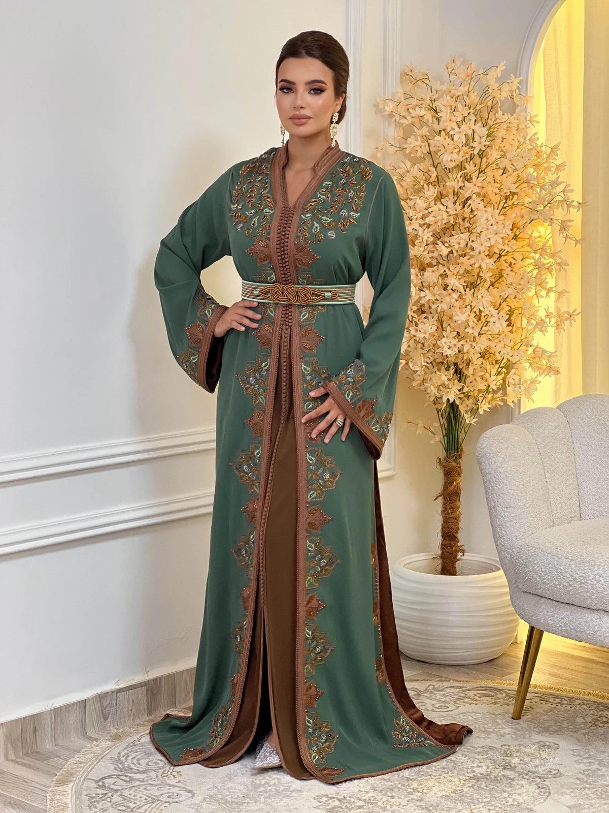 Takchita Keltoum Verde – Abito da Cerimonia Marocchino in Due Pezzi – vista del prodotto 3